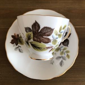 Vintage Queen Anne teacup & saucer set